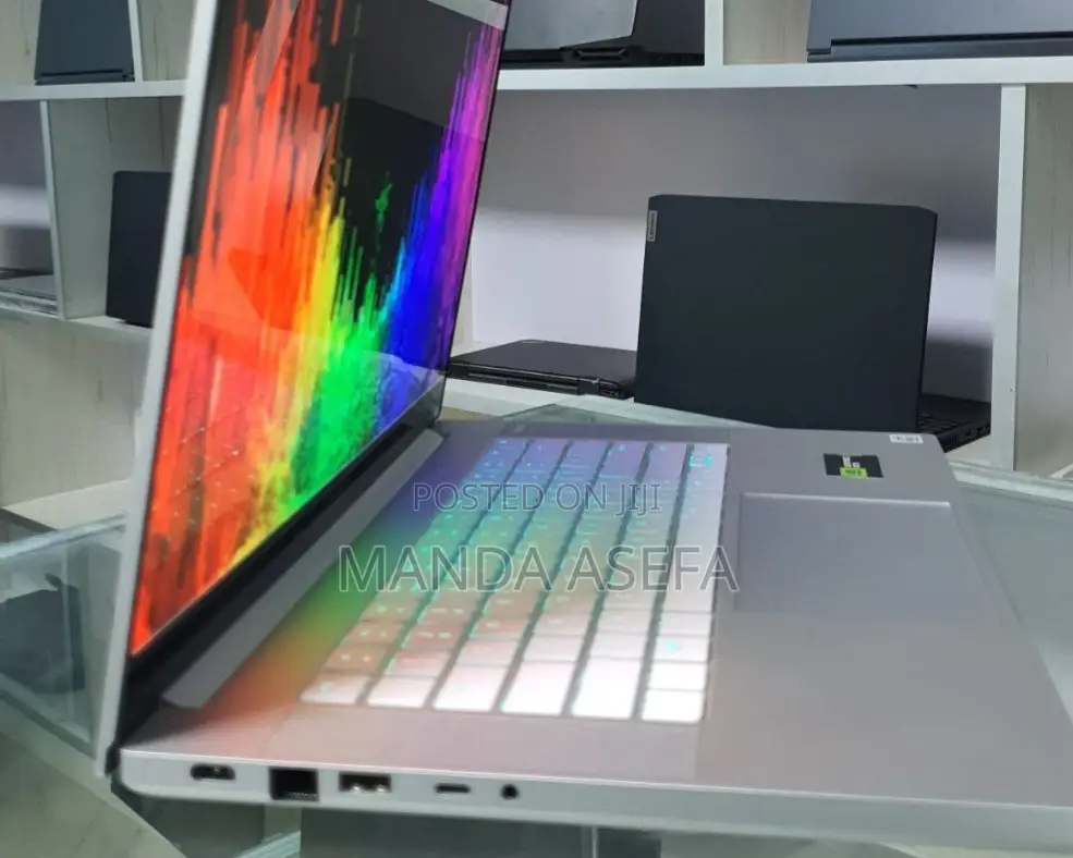 New Laptop Razer Blade 16GB Intel Core I7 SSD 1T