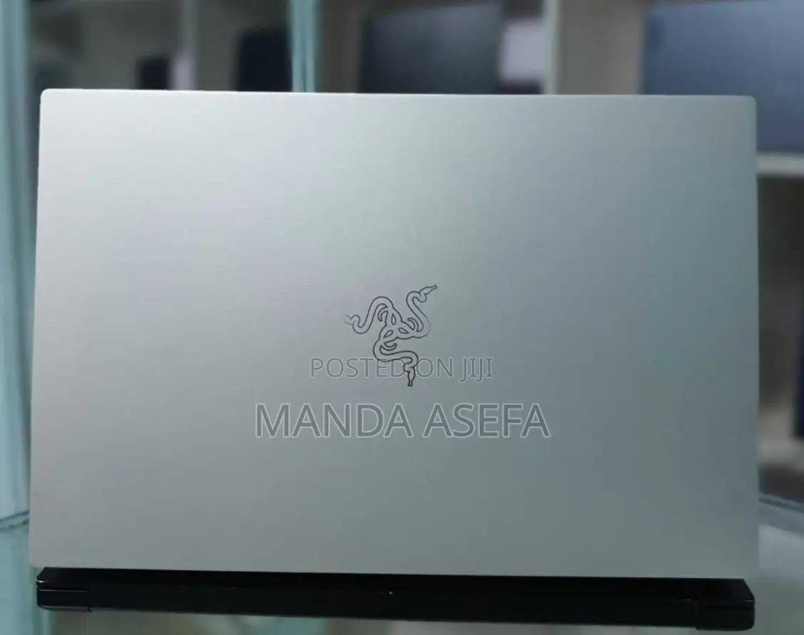 New Laptop Razer Blade 16GB Intel Core I7 SSD 1T