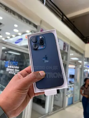 New Apple iPhone 15 Pro 256 GB Blue