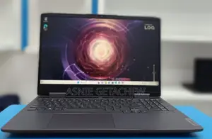 New Laptop Lenovo 8GB Intel Core I7 SSD 512GB