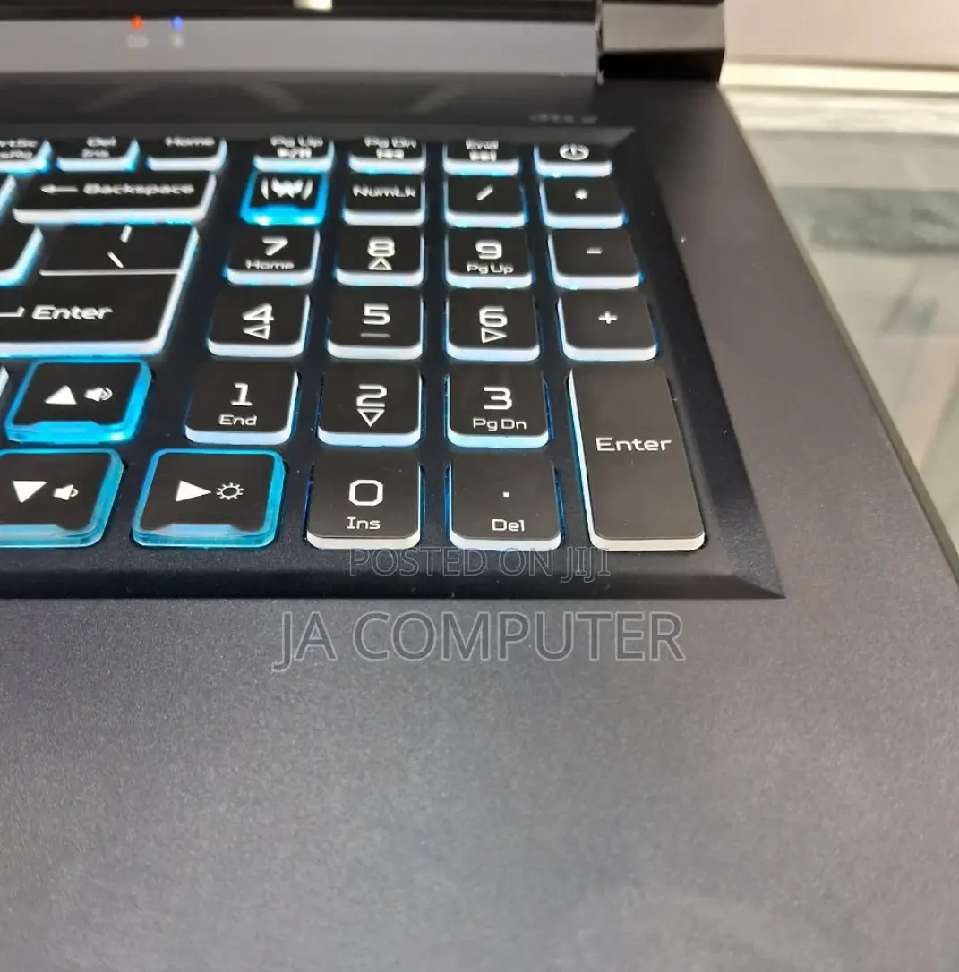 New Laptop Acer Predator Helios 300 16GB Intel Core I9 SSD 512GB