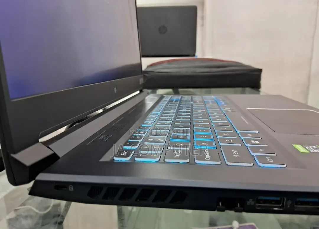 New Laptop Acer Predator Helios 300 16GB Intel Core I9 SSD 512GB