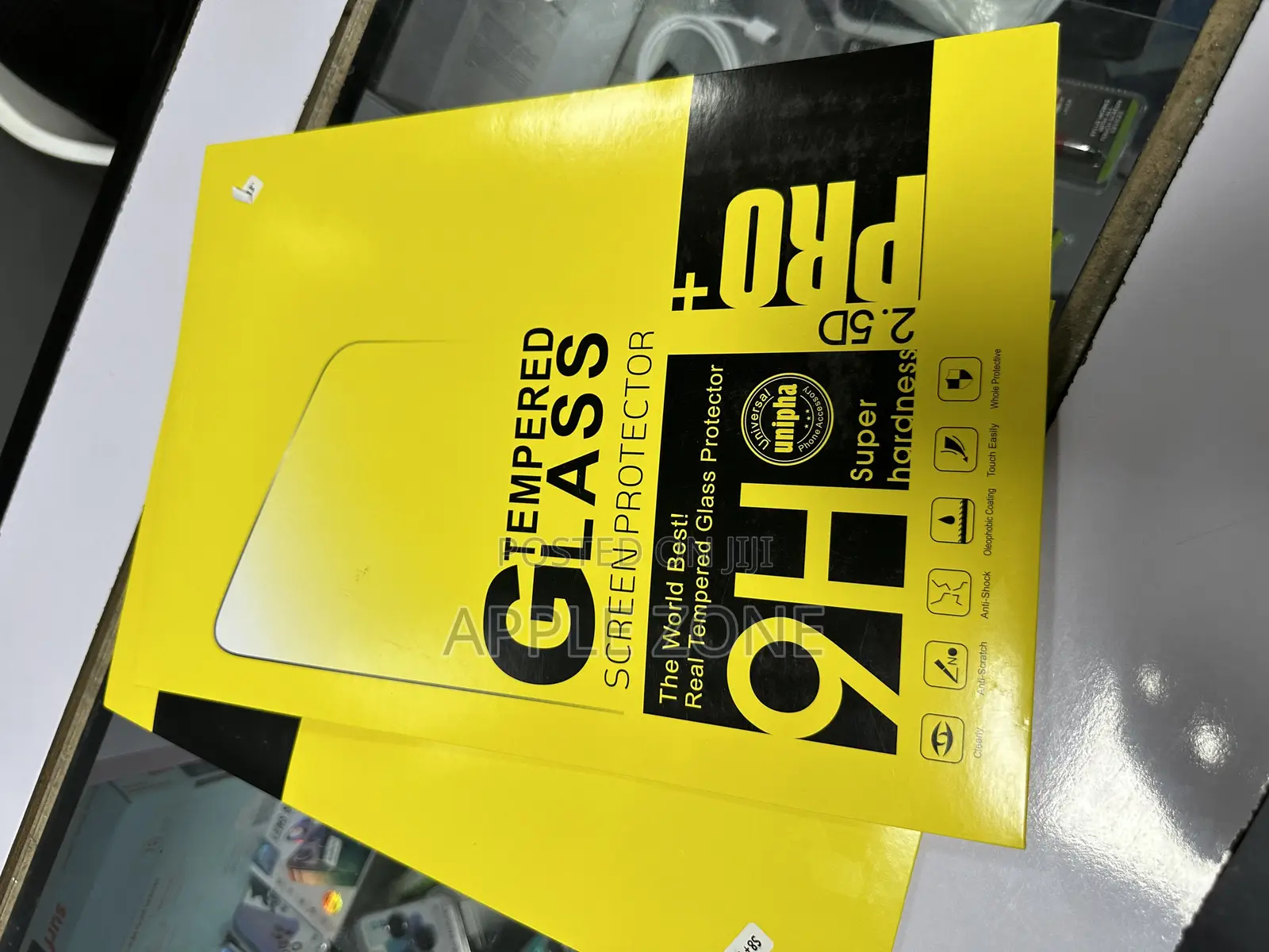 All Types of Tablet Glass Are Available