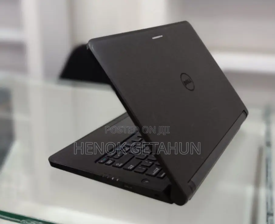 New Laptop Dell Latitude 13 3340 4GB Intel Core I5 HDD 500GB