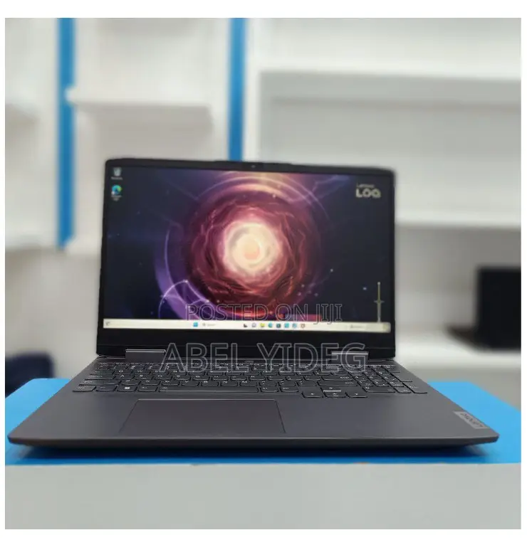 New Laptop Lenovo LOQ 15IRH8 8GB AMD Ryzen 7 SSD 512GB