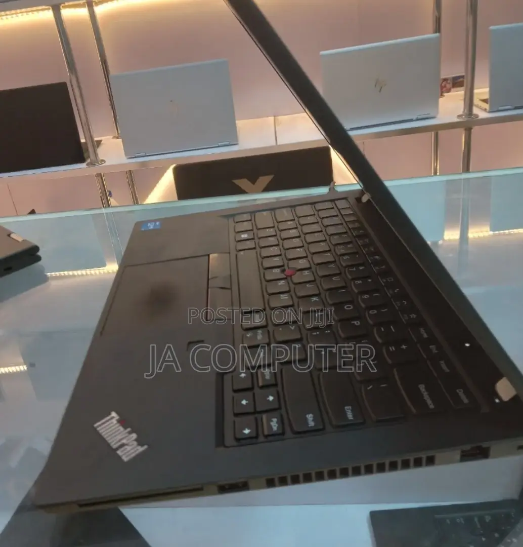 New Laptop Lenovo ThinkPad T14 16GB Intel Core I7 SSD 512GB
