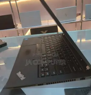New Laptop Lenovo ThinkPad T14 16GB Intel Core I7 SSD 512GB