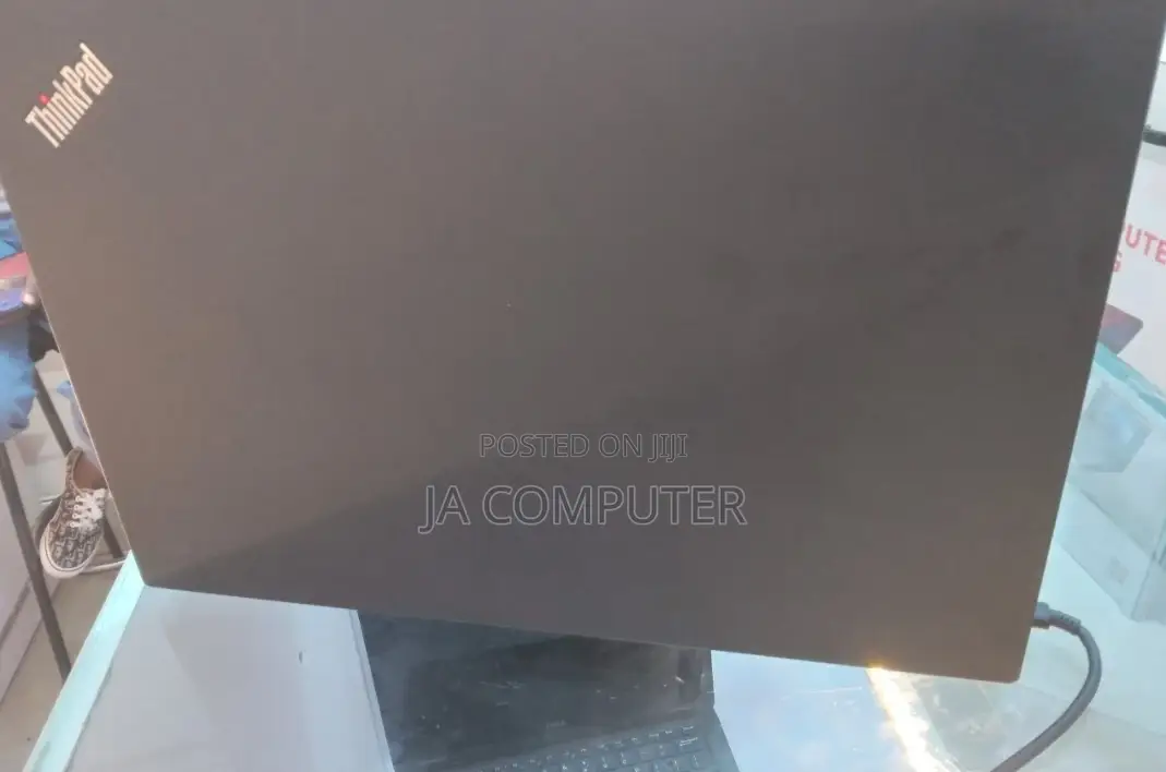 New Laptop Lenovo ThinkPad T14 16GB Intel Core I7 SSD 512GB