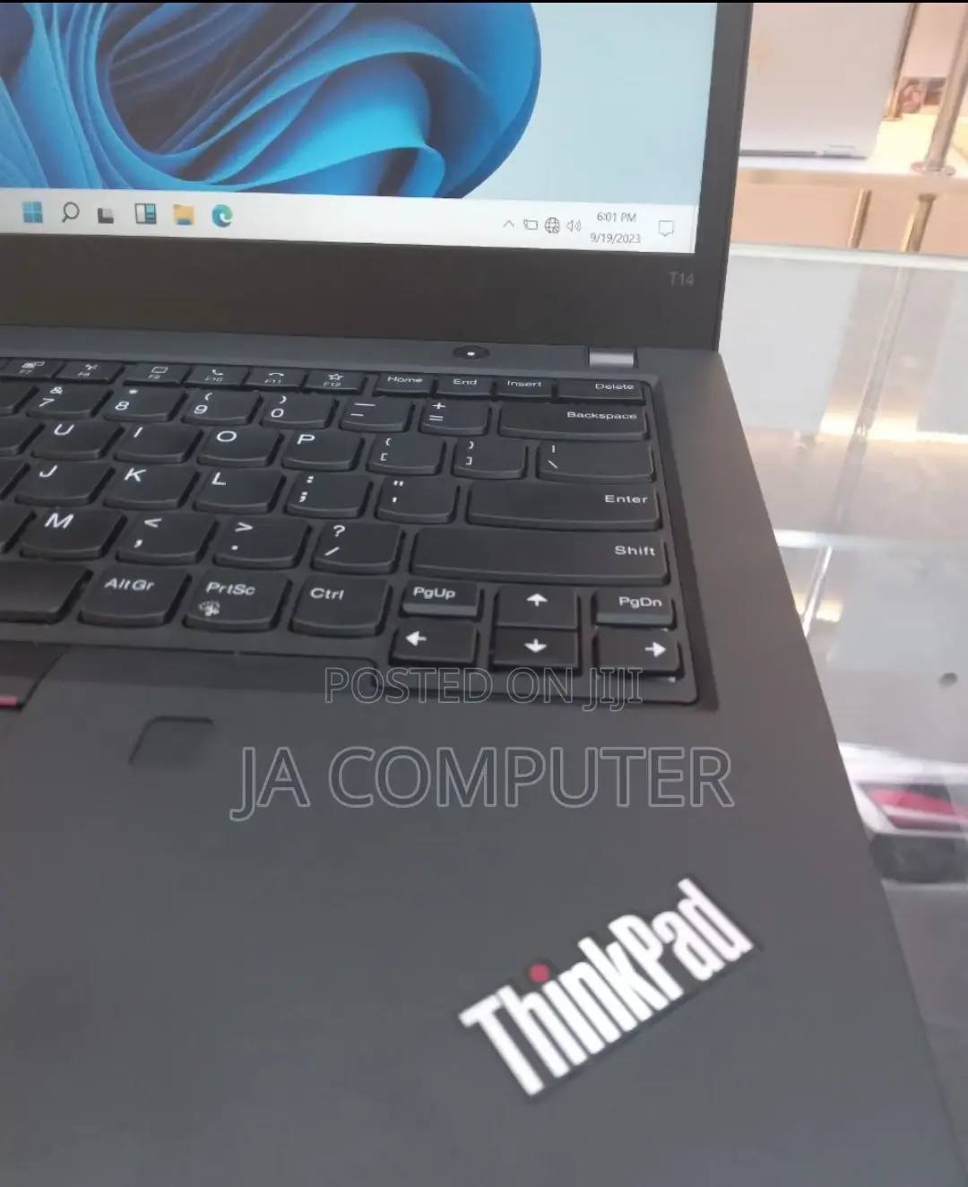 New Laptop Lenovo ThinkPad T14 16GB Intel Core I7 SSD 512GB