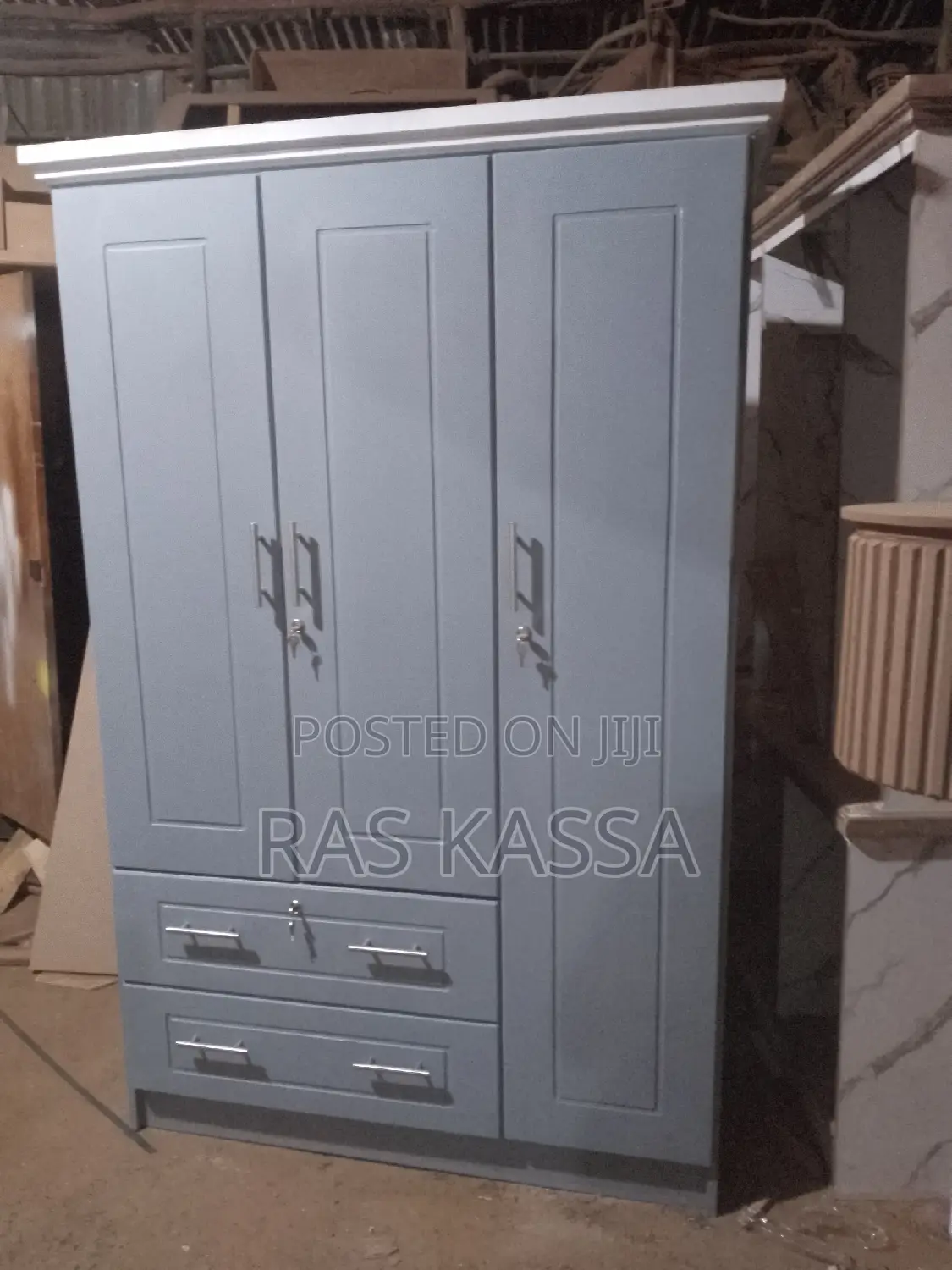 1,20 ቁም ሳጥን