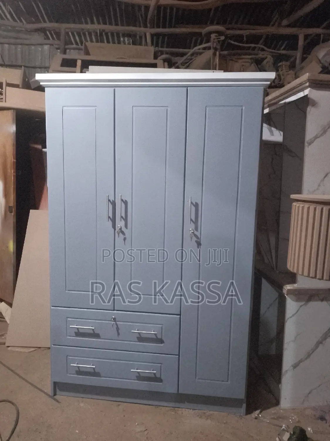 1,20 ቁም ሳጥን