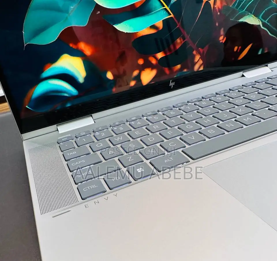 New Laptop HP Envy X360 16GB Intel Core I7 SSD 1T