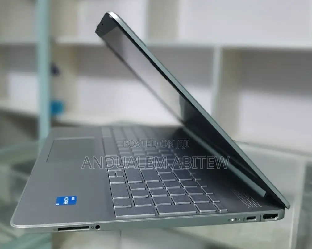 New Laptop HP Pavilion 15 8GB Intel Core I3 SSD 512GB