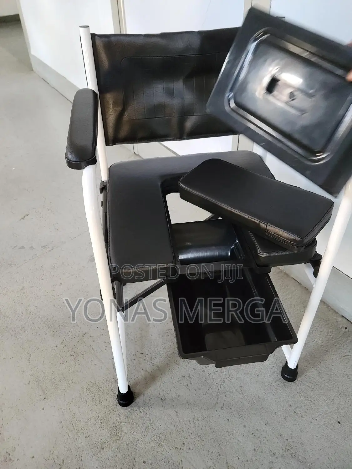Toilet Chair°Popo Chair¶የህሙማን የሽንት ቤት መጠቀሚያ :Commode Chair
