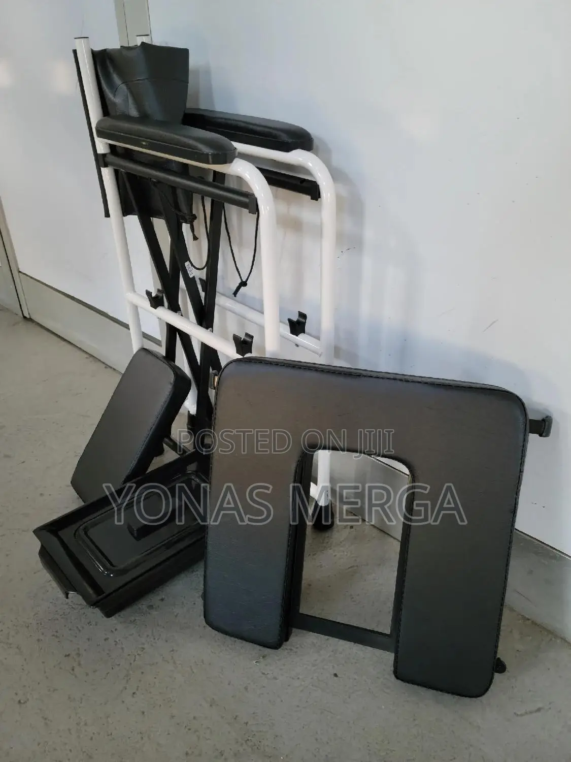 Toilet Chair°Popo Chair¶የህሙማን የሽንት ቤት መጠቀሚያ :Commode Chair