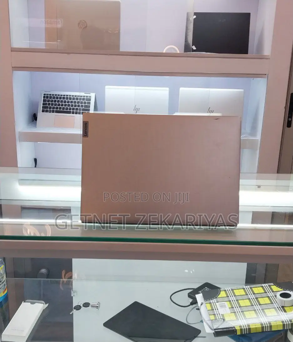 New Laptop Lenovo Ideapad 3 12GB AMD Ryzen 3 SSD 256GB