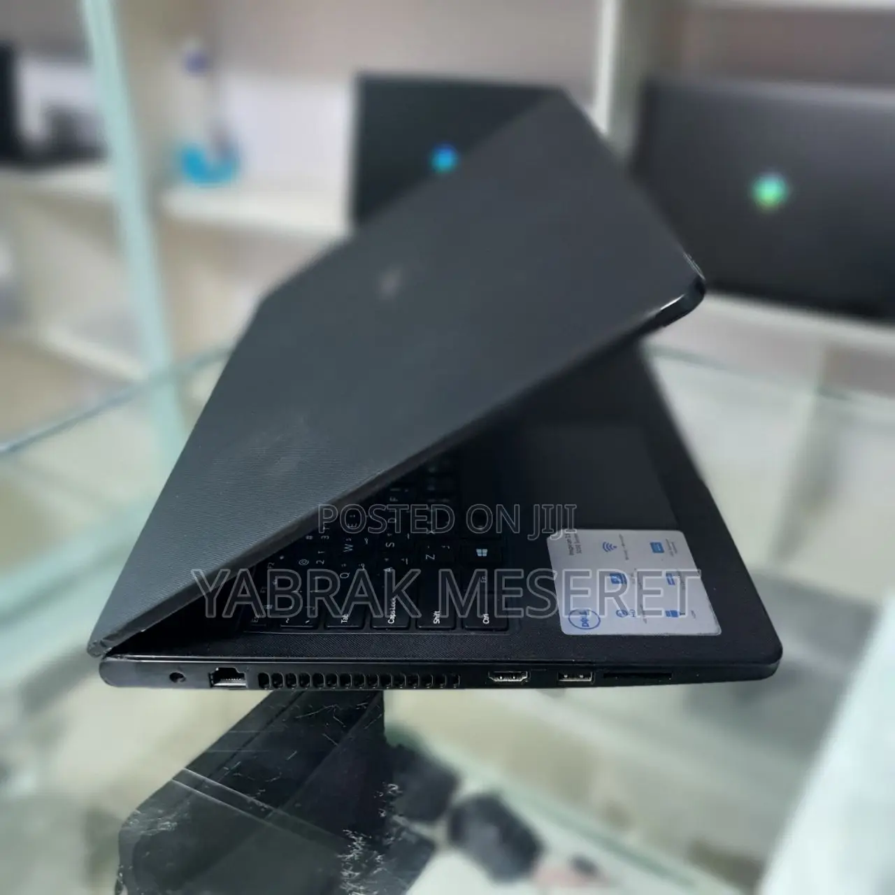 New Laptop Dell Vostro 1015 4GB Intel Core I5 eMMC 500GB