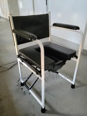 Toilet Chair°Popo Chair"ፖፖ ያለዉ የህሙማን:የአረጋዉያን\Commode Chair