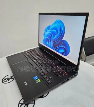 New Laptop HP Omen 17 32GB Intel Core I7 SSD 2T