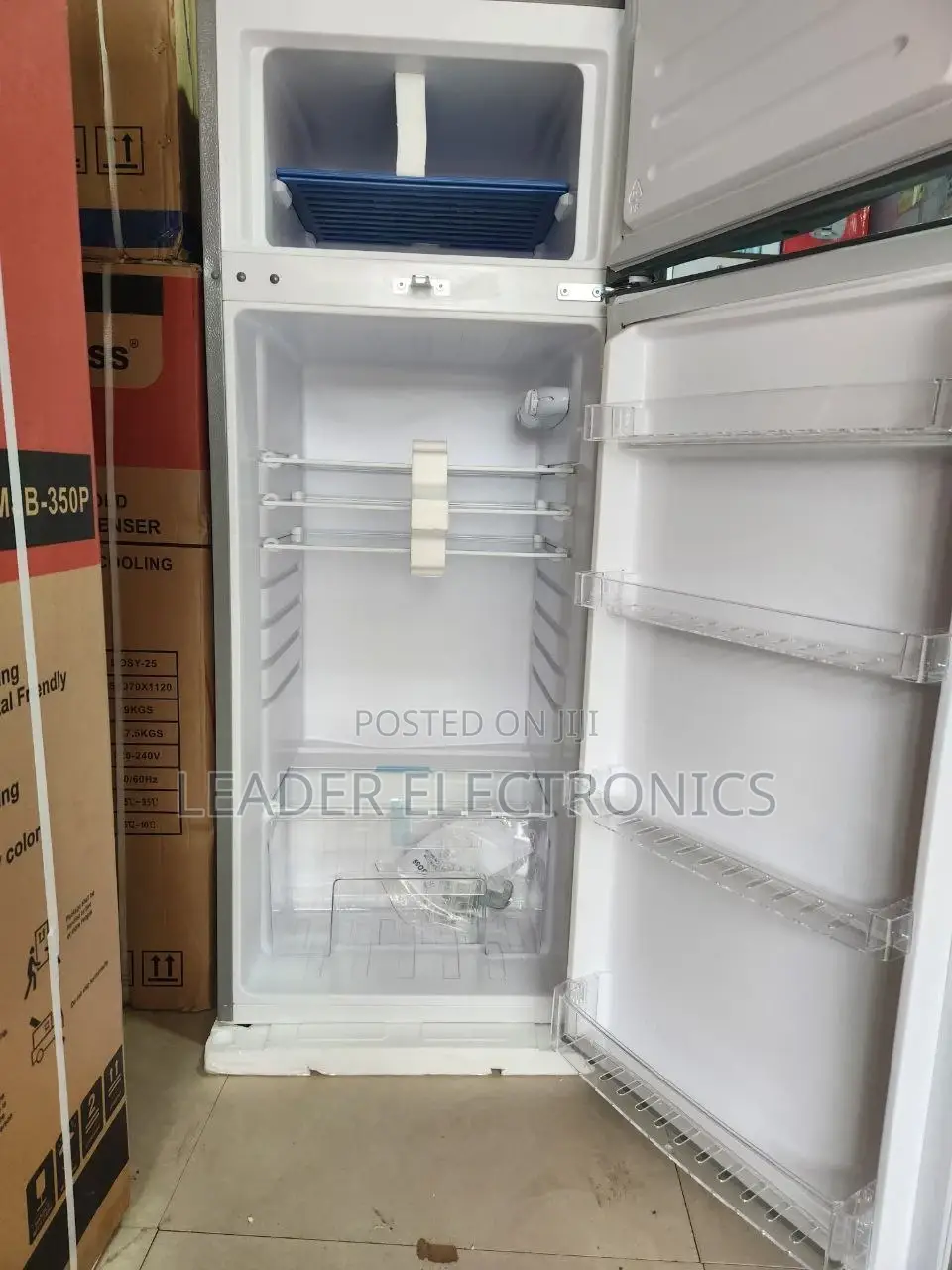 Boss Refrigerator 350 Liter