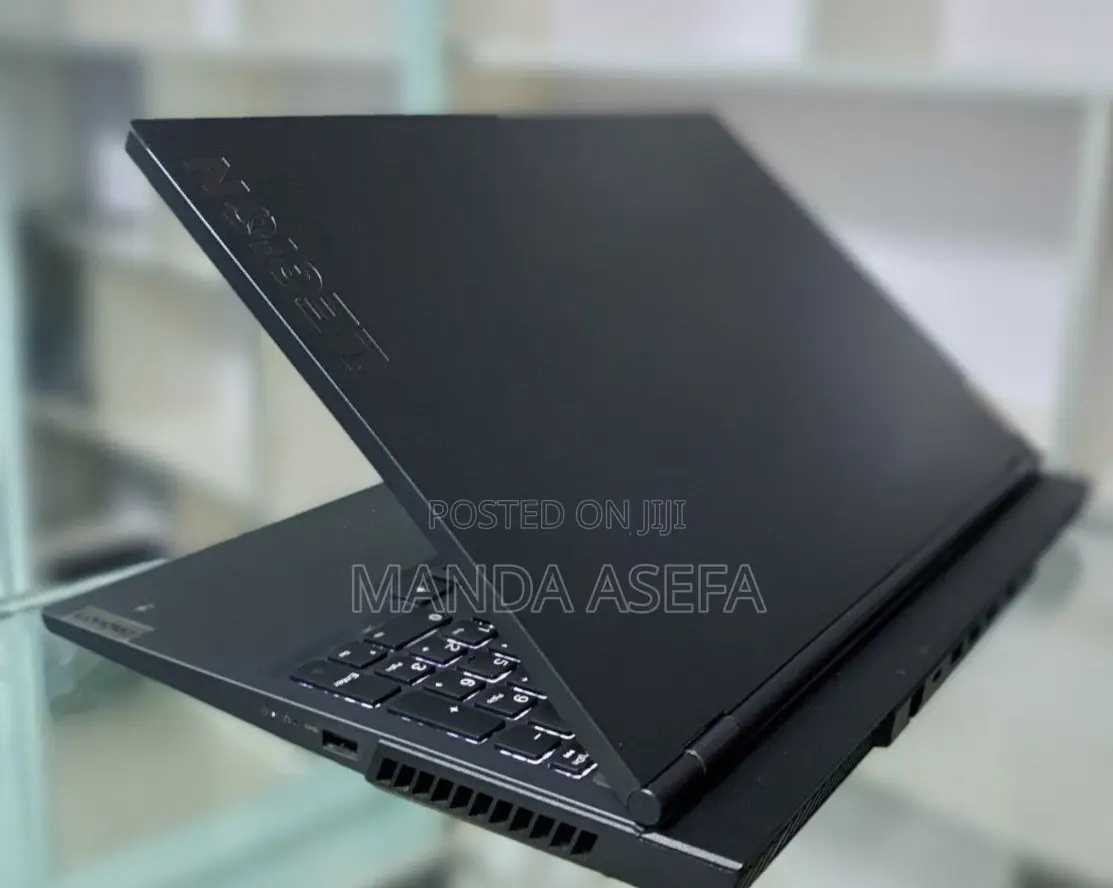 New Laptop Lenovo 16GB Intel Core I5 SSD 512GB