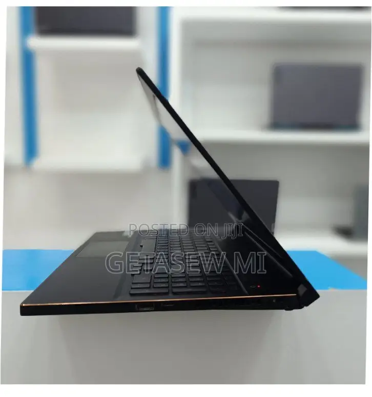 New Laptop Asus 16GB Intel Core I7 SSHD+SSD 256GB