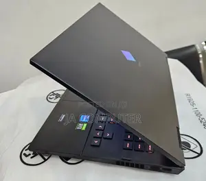 New Laptop HP Omen 17 32GB Intel Core I3 SSD 1T