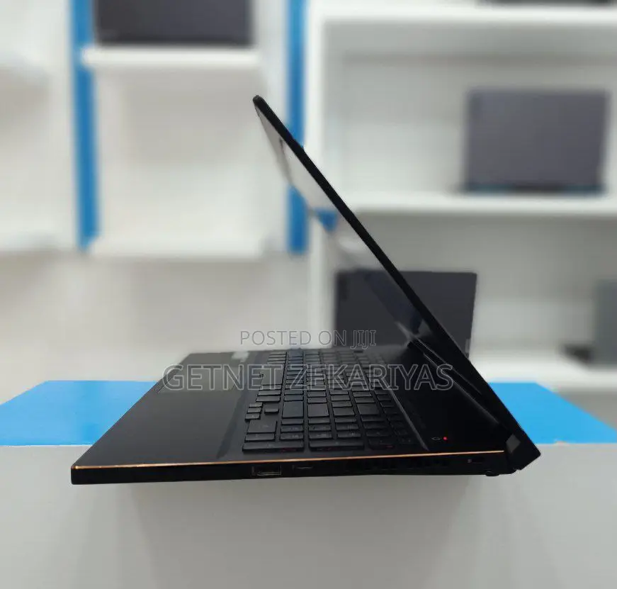 New Laptop Asus ROG Zephyrus G15 16GB Intel Core I7 SSD 256GB