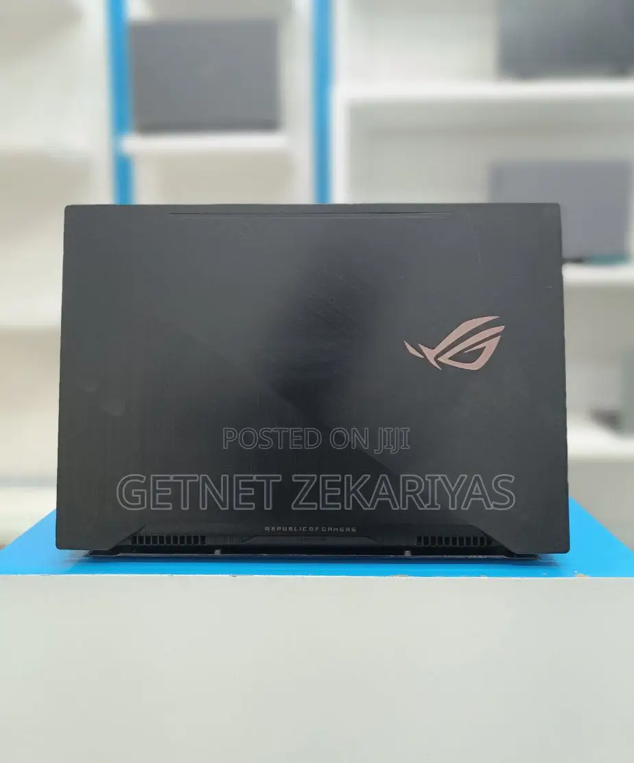 New Laptop Asus ROG Zephyrus G15 16GB Intel Core I7 SSD 256GB