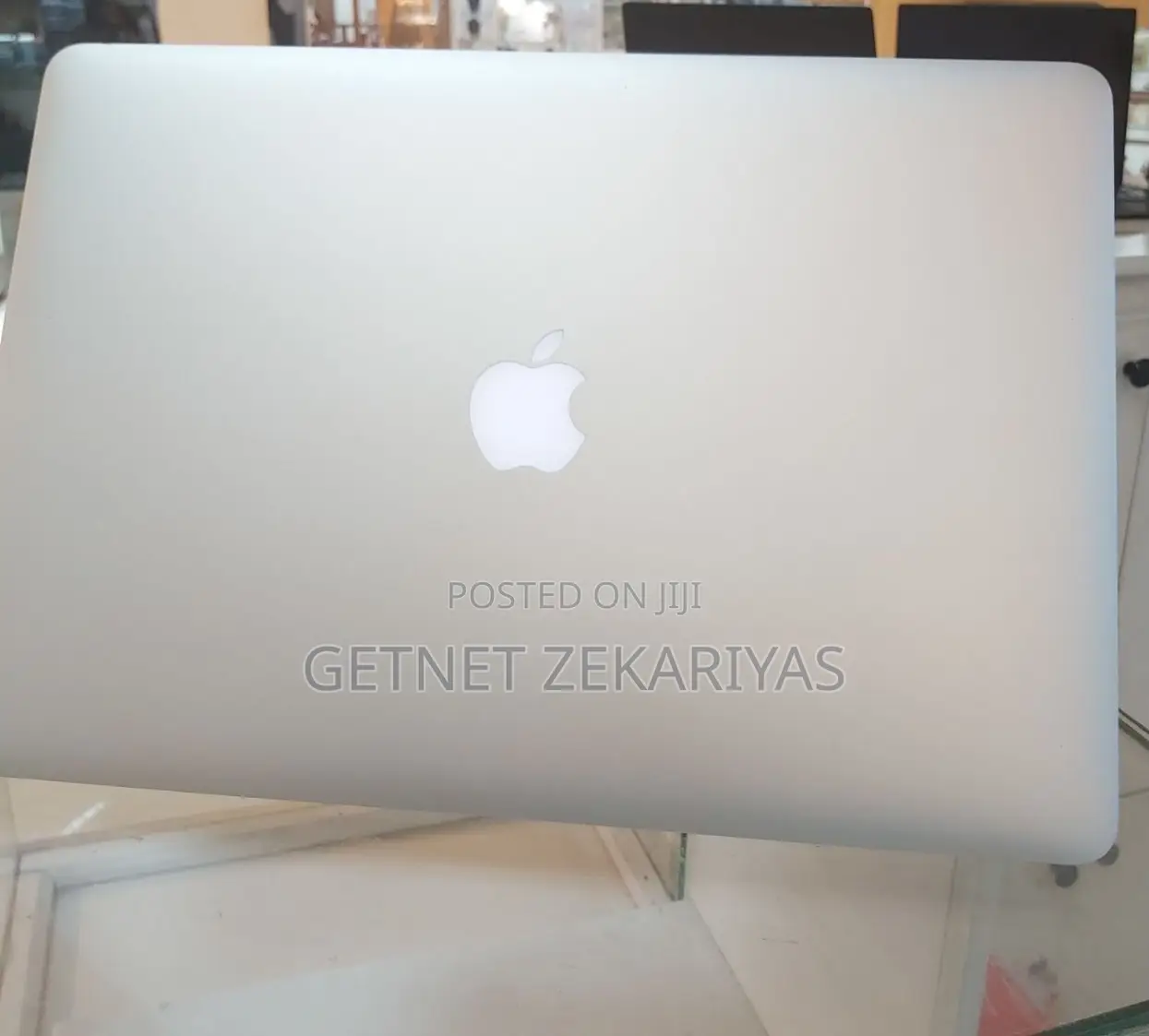 New Laptop Apple MacBook Pro 2017 16GB Intel Core I7 SSD 512GB