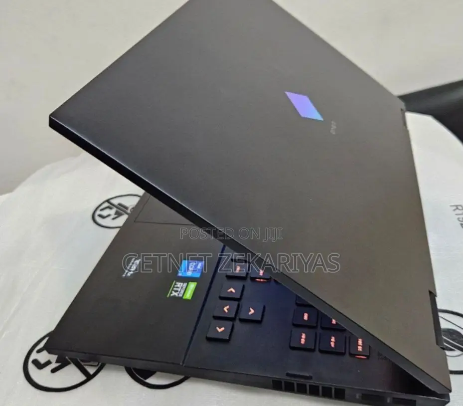 New Laptop HP Omen 17 32GB Intel Core I7 SSD 2T