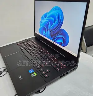 New Laptop HP Omen 17 32GB Intel Core I7 SSD 2T