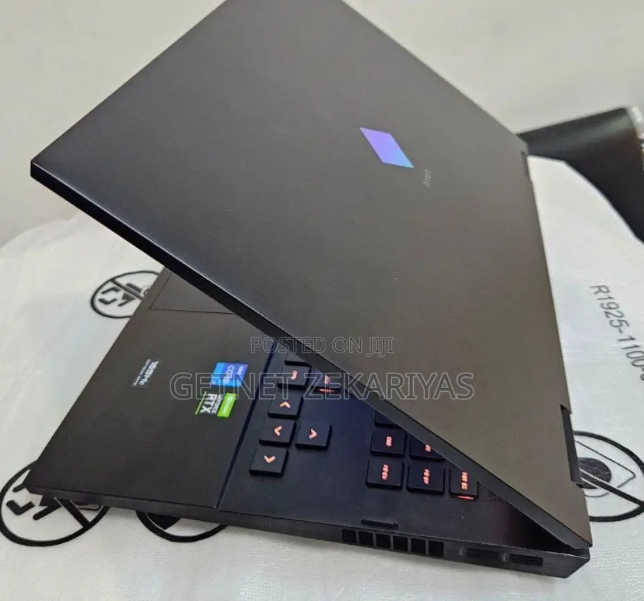 New Laptop HP Omen 17 32GB Intel Core I7 SSD 2T