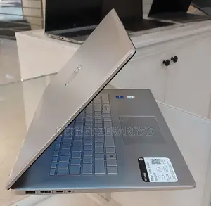 New Laptop HP Stream Notebook 8GB Intel Core I5 SSD 256GB