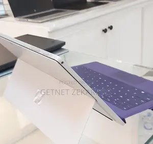 New Laptop Microsoft Surface Pro 4GB Intel Core M SSD 128GB