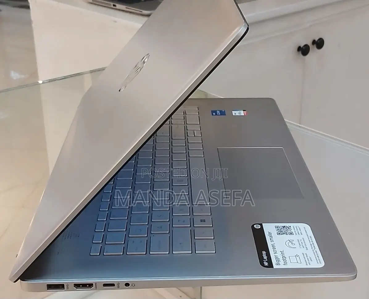 New Laptop HP Stream Notebook 8GB Intel Core I5 SSD 256GB