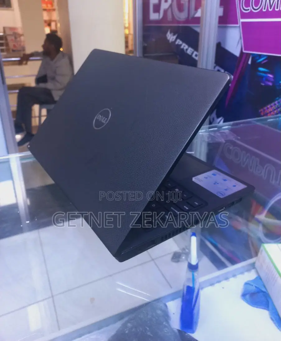 New Laptop Dell Vostro 15 3549 4GB Intel Core I3 SSD 1T