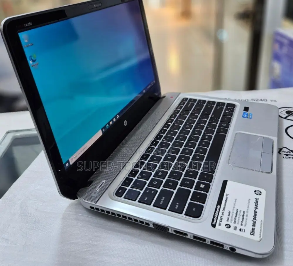 New Laptop HP Envy X2 8GB Intel Core I7 HDD 1T