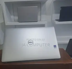 New Laptop Dell XPS 15 16GB Intel Core I9 SSD 512GB