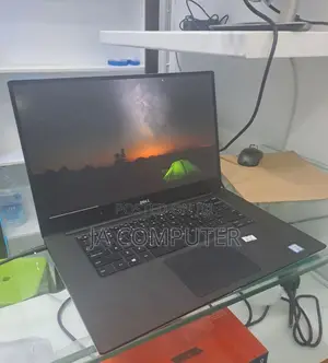 New Laptop Dell XPS 15 16GB Intel Core I9 SSD 512GB