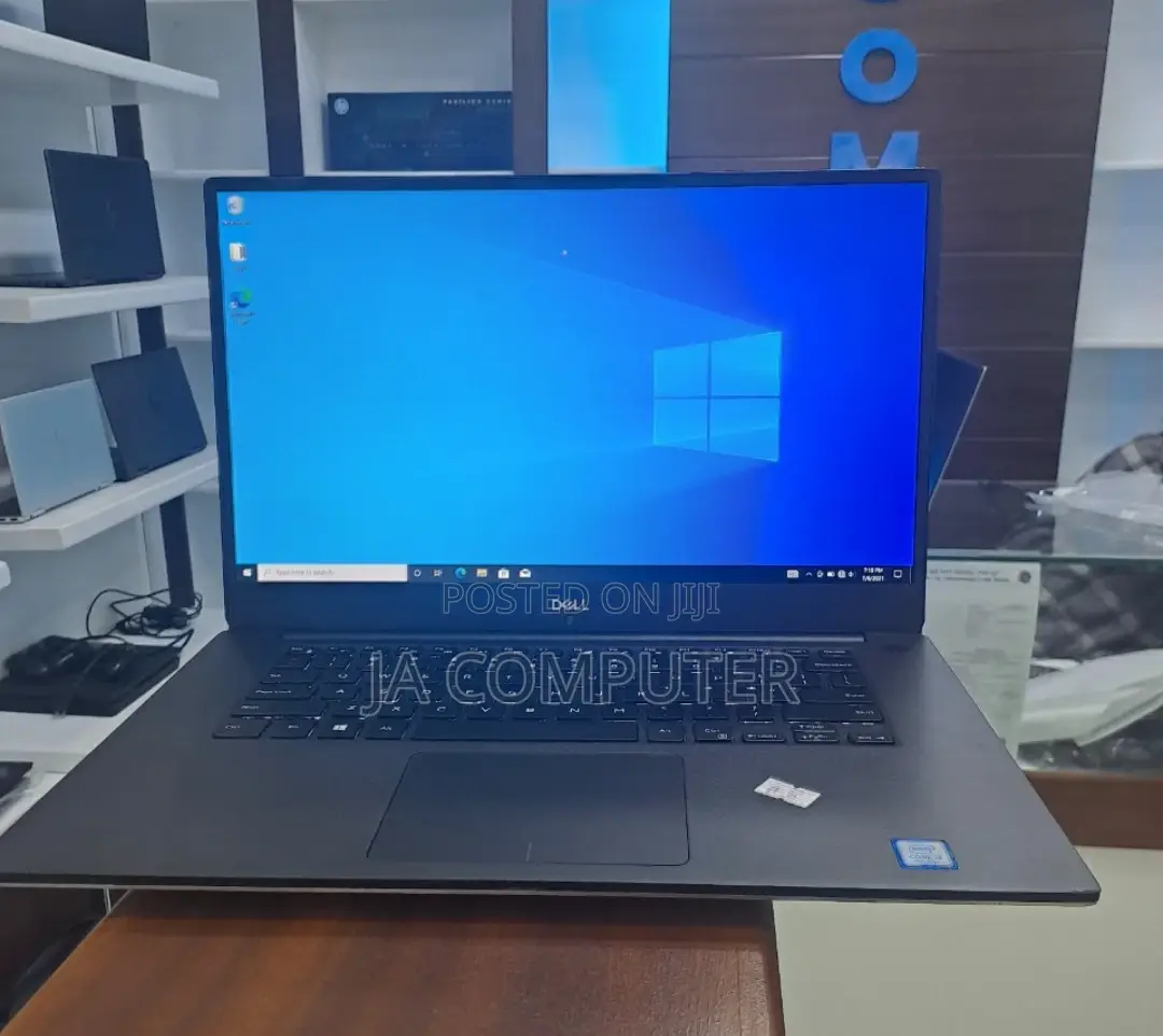 New Laptop Dell Precision 5530 16GB Intel Core I7 SSD 512GB