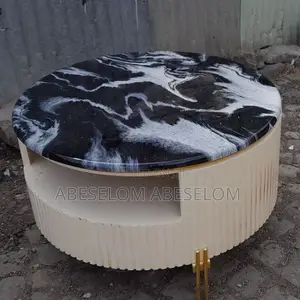 Photo - በ ኢፖክሲ የተሰሩ የሶፋ ጠረጴዛ