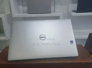 New Laptop Dell Precision 5540 16GB Intel Core I7 SSD 512GB