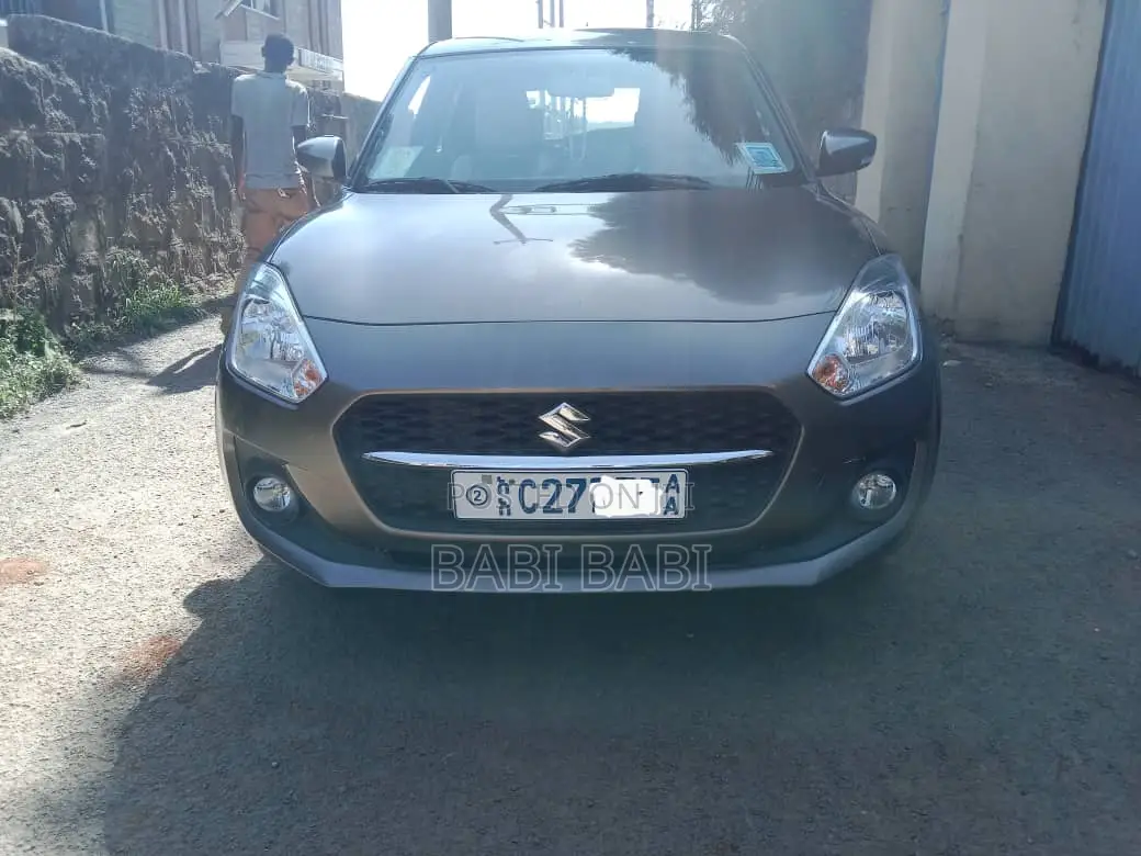 Suzuki Swift 2022 Gray