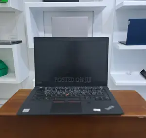 Photo - New Laptop Lenovo Thinkpad P14s 16GB Intel Core I7 SSD 512GB