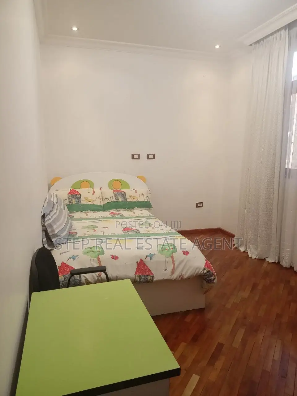 Furnished 4bdrm House in Bole for rent