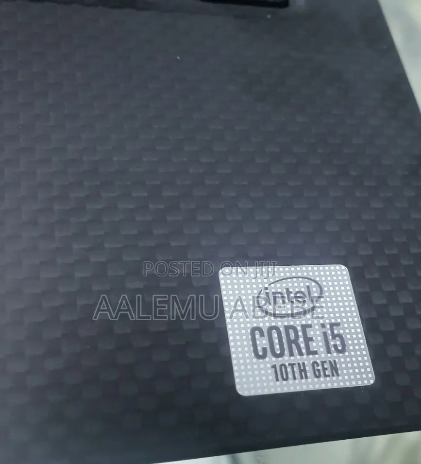 New Laptop Dell XPS 13 8GB Intel Core I5 SSD 512GB