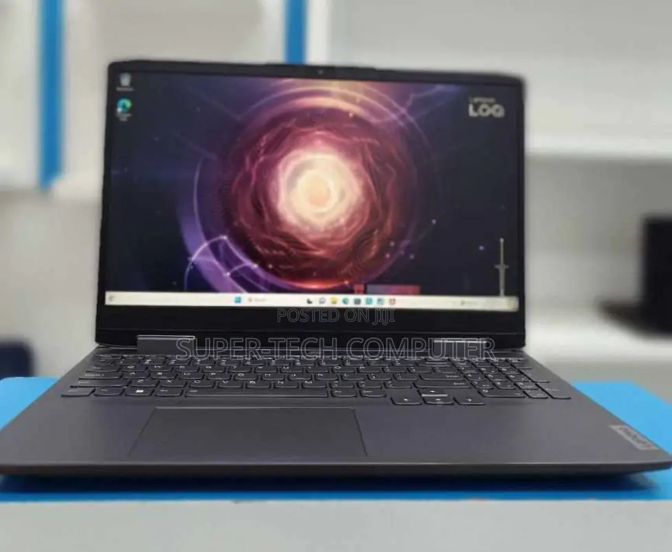 New Laptop Lenovo LOQ 15IRH8 8GB AMD Ryzen 7 SSD 512GB