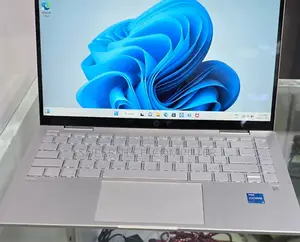 New Laptop HP Pavilion X360 8GB Intel Core I5 SSD 512GB