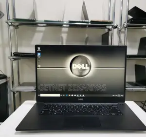 New Laptop Dell Precision 5520 16GB Intel Core I7 SSD 512GB